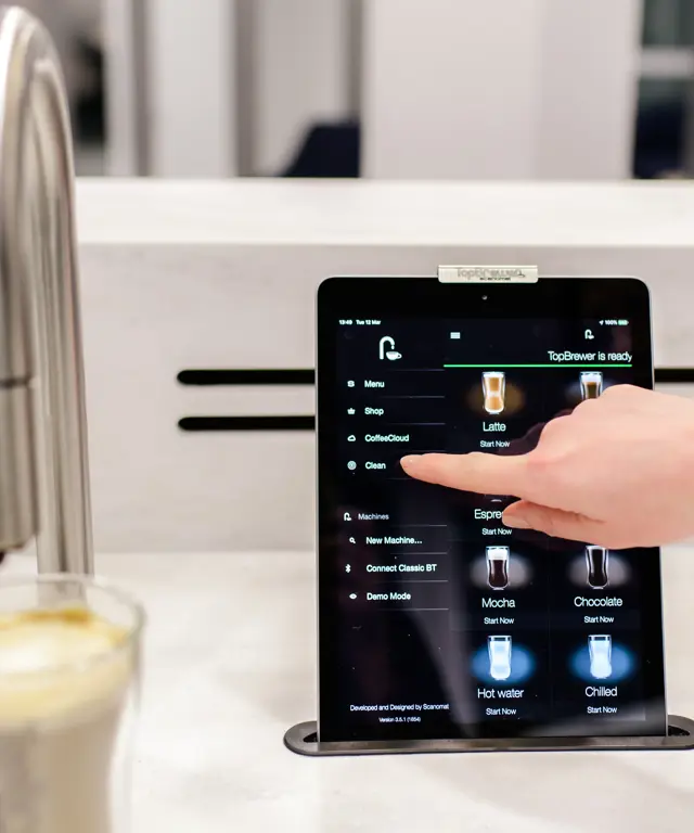 Easy to clean coffee machine