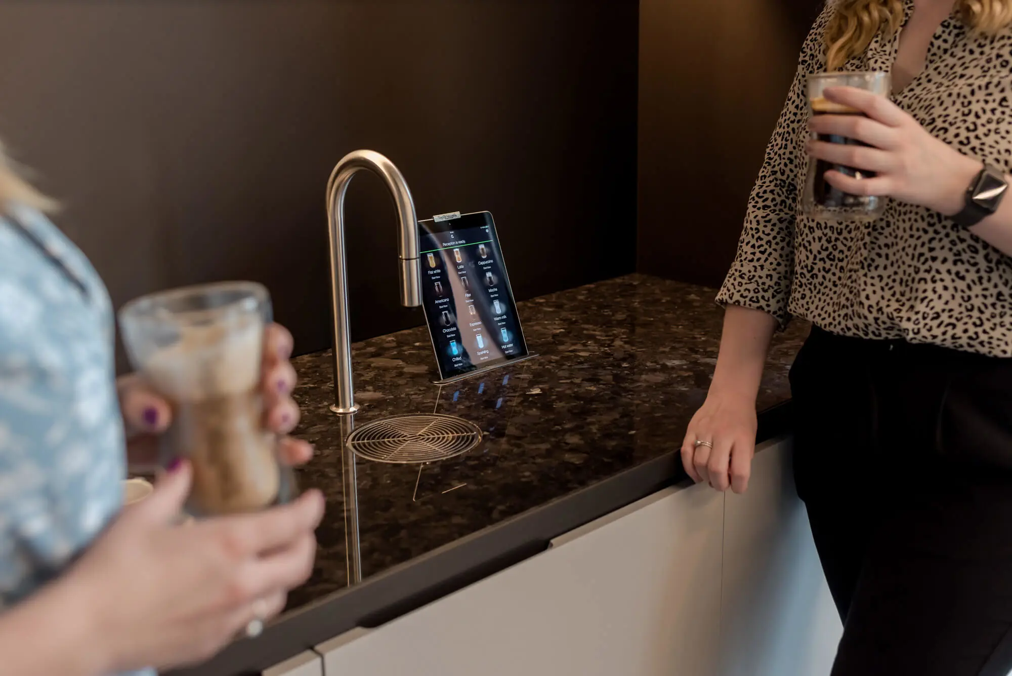 Perenco TopBrewer - close up of TopBrewer and drinks