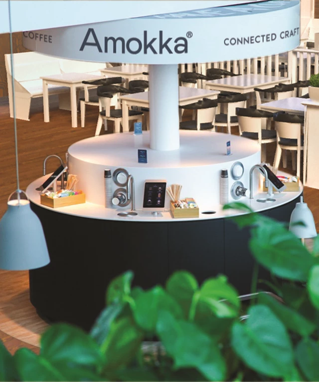Amokka retail concept circle bar